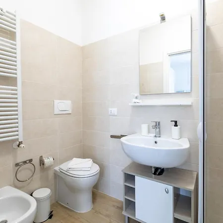 Excl 2bdr Vicino Fondazione Prada & Porta Romana Apartament